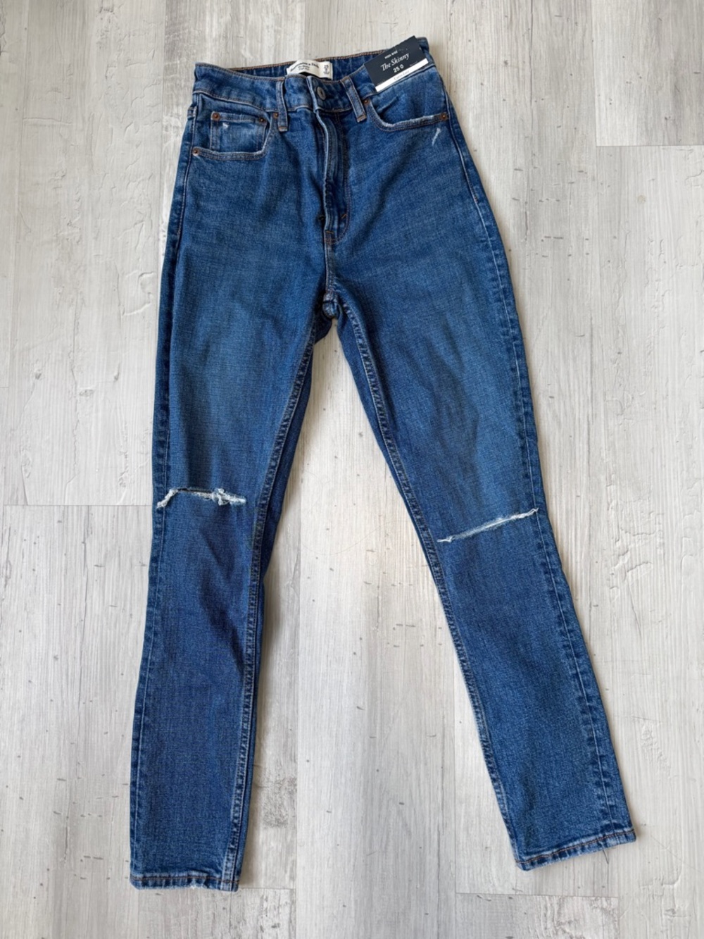Abercrombie & Fitch Women's The Skinny Jeans in Dark Blue with Knee Rips